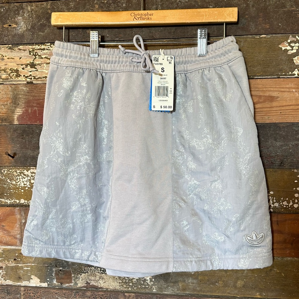NWT adidas Originals Skirt - Women’s Size Small